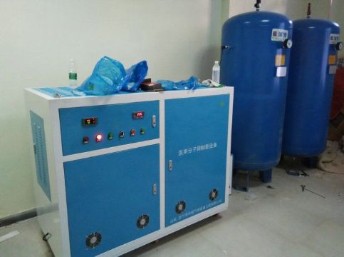 點(diǎn)擊查看詳細(xì)信息<br>標(biāo)題：云南永勝客戶(hù)定制的醫(yī)用分子篩制氧設(shè)備 閱讀次數(shù)：4291